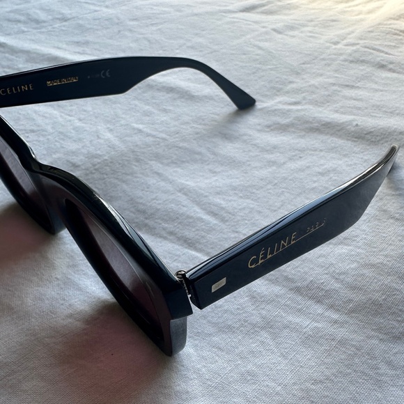 Celine CL40057I Wayfarer Sunglasses black acetate with purple lenses gold hinges - Picture 12 of 12